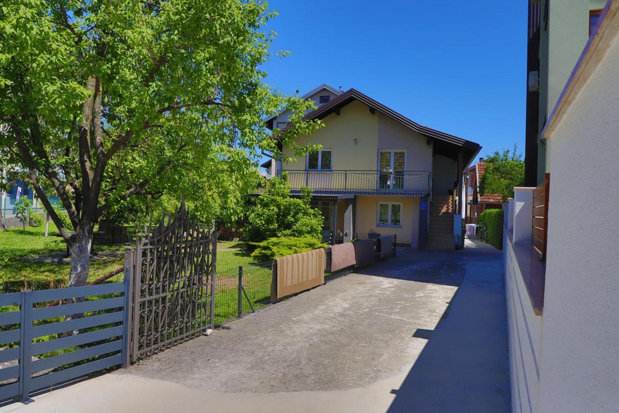 Apartman Ozimice 2 Bihać 外观 照片